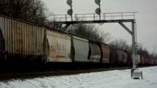 NS 9249 leads at Rosemont Garden.AVI