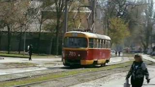 Запоріжжя, трамваї в центрі  /  Zaporizhzhia, trams at the downtown