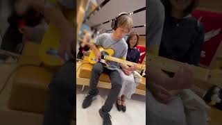 原宿散歩『Fender Flagship Tokyo』