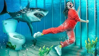 Escaping from the Underwater Prison / Funny and Awkward Moments