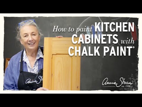 How to paint your kitchen cabinets with Chalk Paint® How to paint your kitchen cabinets with Chalk Paint®