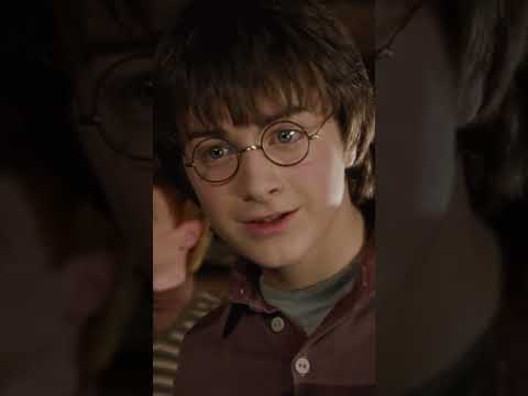 Who smells like peppermint in Harry Potter?