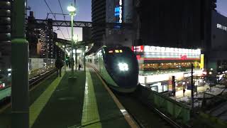 京成スカイライナー町屋駅通過