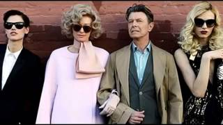 David Bowie - The Stars (Are Out Tonight)