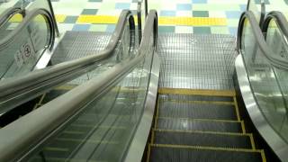 イトーヨーカドー 大森店　日立エスカレーター / Hitachi escalator