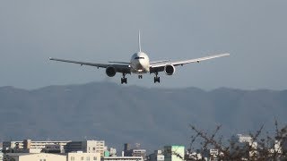 20.2.17 伊丹空港 / 斜めからの横風ゆらゆら 着陸集