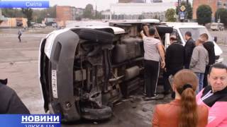 У Смілі п’яний водій на вантажівці збив світлофор та перекинувся