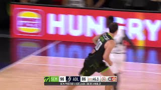 Yannick Wetzell with 22 Points vs. Adelaide 36ers