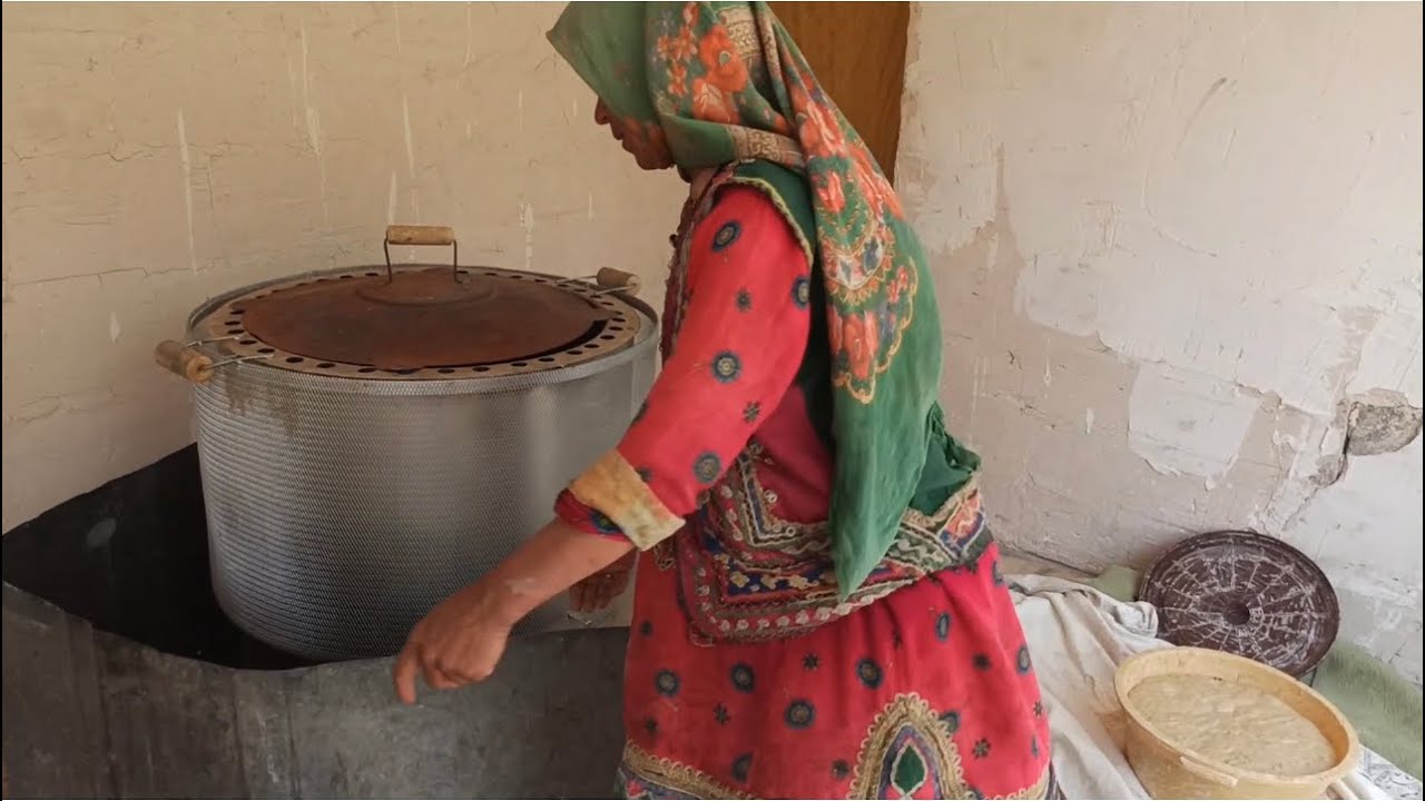 Nomadic Life In Iran A Long Process For Preparing Bread Youtube
