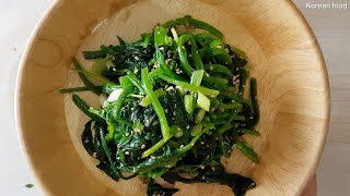 [Korean Recipe] ผักโขมน้ำมันงา / Seasoned spinach / 시금치 무침