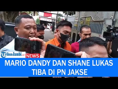 Pakai Baju Tahanan, Mario Dandy Dan Shane Lukas Tiba Di PN Jaksel Untuk ...