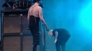 la pelea de MARILYN MANSON y JOHN 5