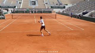 Roland-Garros 2019 : Djokovic - Cilic practice (Warm-up and crosscourt / down the line drill)