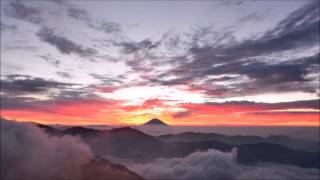 【Mt.Fuji Timelapse】鮮烈朝焼け二景　2 Mornings of Bright Red Skies