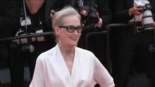 Ouverture de Cannes: Meryl Streep, Palme d’or d’honneur, monte les marches | AFP Images