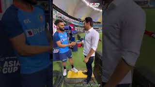 'Burger-Pizza' Pakistan fan meets Virat Kohli, Hardik Pandya | Sports Today