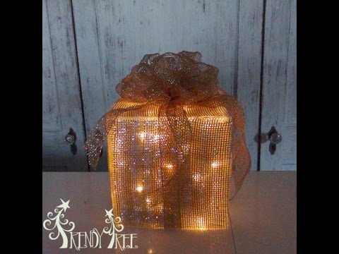 Lighted Christmas Present Tutorial by Trendy Tree Lighted Christmas Present Tutorial by Trendy Tree
