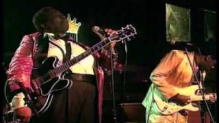 A+++ Blues BB King & Joe Louis Walker - T-Bone Shuffle (Blues Summit 1993).mpg