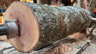 Working With A Wood Lathe Is Extremely Dangerous | Unique Ideas For Processing Giant Redwood Logs