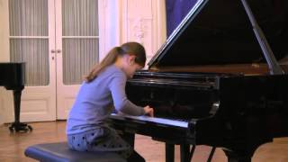 J. S. Bach: Menuet in g minor, BWV 842 - Marija Mikovic