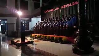 Tuhan Menyapa Petrus Choir