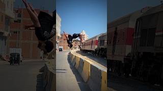 خد يابن خالتي 😱🫵خطاب اتشقلب والقطر معدي 😈😱 #parkour  💪🤍