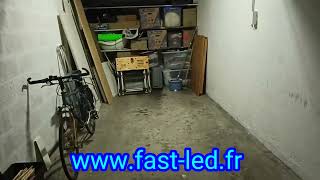 Éclairage led puissant sans fil sur batterie pour garages, box, caves, abris de jardins..etc