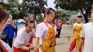 七位濟公師父/九龍太子少年乩/中壇元帥/漂亮觀音佛祖女乩/起乩降駕 ~龍隱寺進香團（基隆旨賢宮）