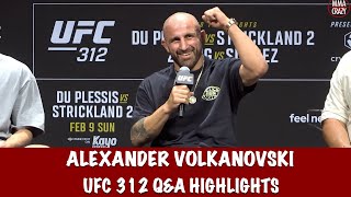 Alexander Volkanovski 'Fan asks him on a DATE' UFC Q\u0026A Highlights