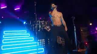 SoMo performs We Can Make Love in Indy