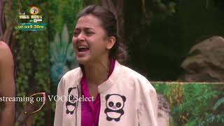 Bigg Boss 15 : Tejasswi Prakash CRIES after a nasty fight with Karan Kundrra, says, I'm fu*** done'