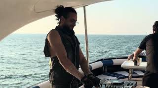 Leo Live: “Yacht Vibes at Dubai Harbour” | House Music set.