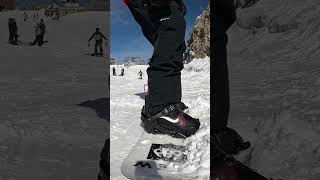 Jumping into the snowboard season with Clew Step In bindings! @clewsnowboarding #snowboarding