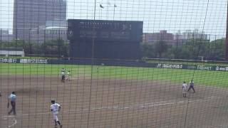 ２０１６年、「もうひとつの甲子園」第６１回全国高等学校軟式野球選手権大会南部九州大会準決勝、鹿児島工業ー開新、７回表鹿児島工業の攻撃と開新の守備。