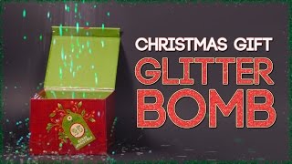 How to Make a Christmas Glitter Bomb