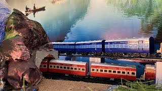 Centy Toys Indian Passenger Train || Centy Toy Train Rajdhani || Toy Train Engine || Train Unboxing