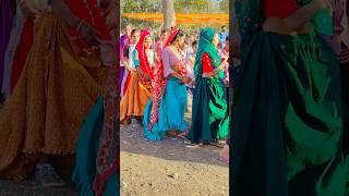 अवली नाचे सवली नाचे | Vipul Garasiya | Adivasi Girl Dance |Instagram Viral Dance #Shorts #trending