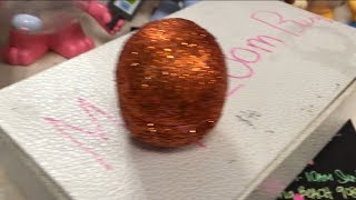 DIY Pumpkin 🎃 Theme Lipstick!!EOS