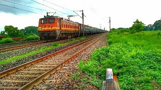 13009 Doon Express || Howrah - Dehradun !!!