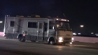 Suspect abducts wife, kids before RV chase, cops say