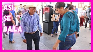 🎻🤠🎉 Celso Y Betsa Bailando La Leva En Los Domingos De Huapango En Xilitla San Luis Potosí México