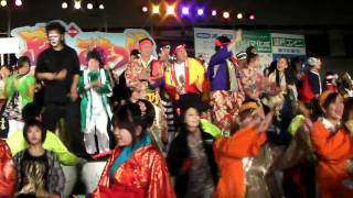 総踊り　2　2011第１３回踊っこまつり　2日目　よさこい　本部競演場