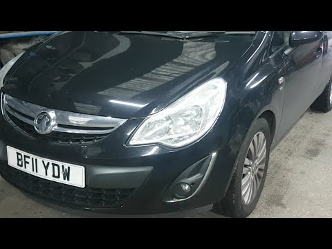 How To Replace Brake Light Bulb Vauxhall Corsa How To Replace Brake Light Bulb Vauxhall Corsa