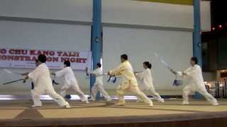 陈式太极剑 Chen Style Taijijian (Tai Chi Sword) 义顺东民众倶乐部 杨厝港社区体育俱乐部 太极观摩会 19 Oct 2013