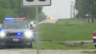 Greene County deputies search for suspect who shot homeowner during burglary