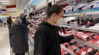 为什么美国浪费粮食严重？带你看美国超市的食品价格，你就明白了