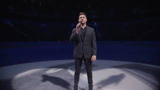 Michael Bublé Sings The National Anthem