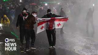 Thousands protest in Georgia after government suspends EU bid