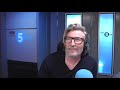 funny angry man city fan bbc radio 5 live 606 robbie savage vs. statman gaz