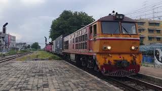 Alsthom 4221 ทำรถสินค้า 725 ผ่านนครปฐม freight train 725